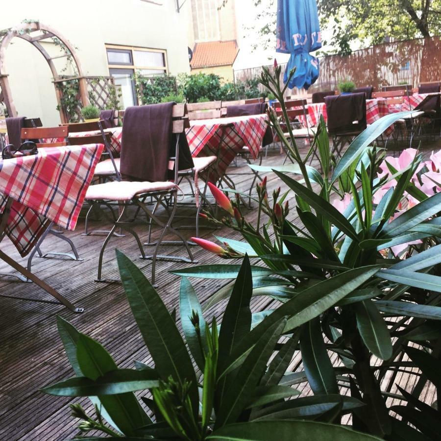 ホテル Weinstube Heigl Restaurante Pizzeria Puccini ランツフート エクステリア 写真